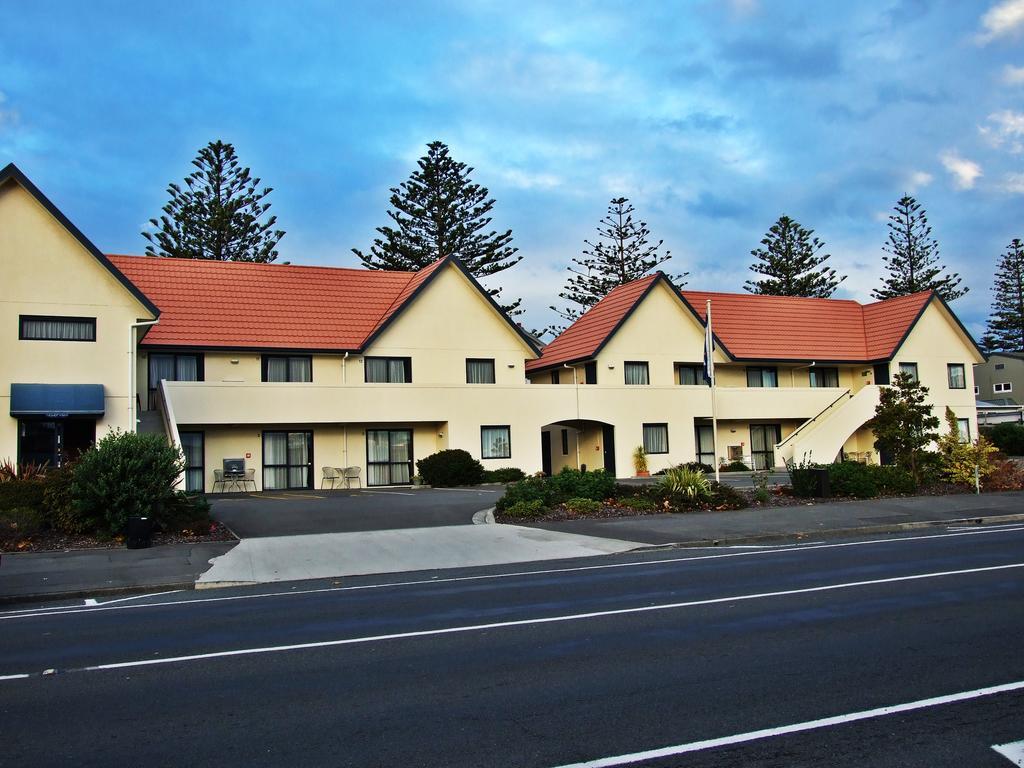 Bella Vista Motel 4*